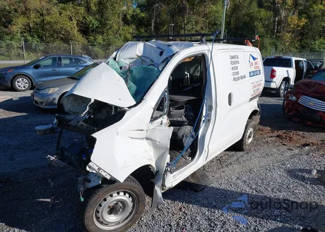 2014 Nissan Nv200 S/Sv z USA, uszkodzony, nr VIN 3N6CM0KN5EK696684